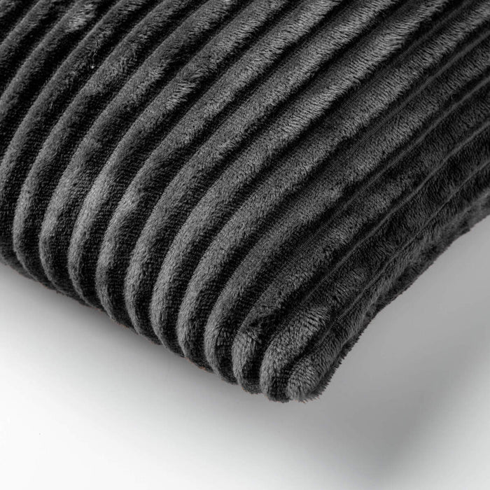 Dutch Decor Set van 2 sierkussens en 1 plaid