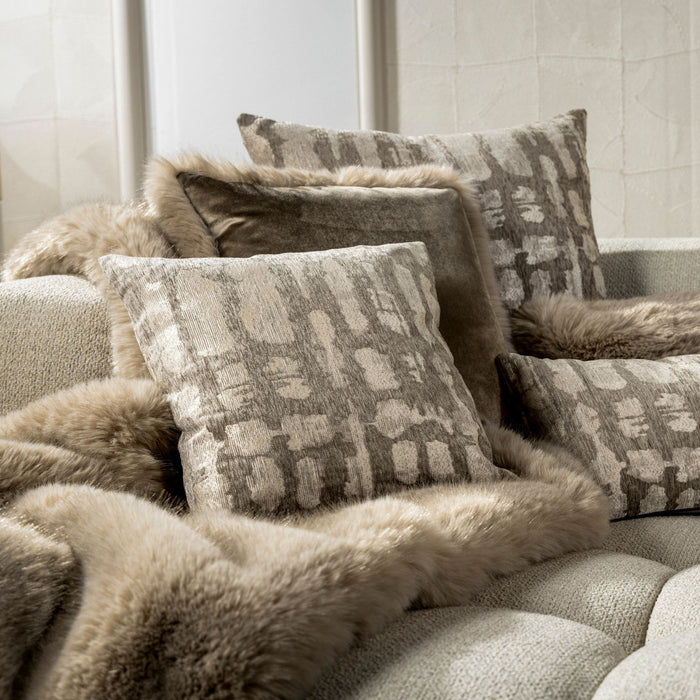 Sierkussen 45x45 cm | Delphine Doeskin | Hoii