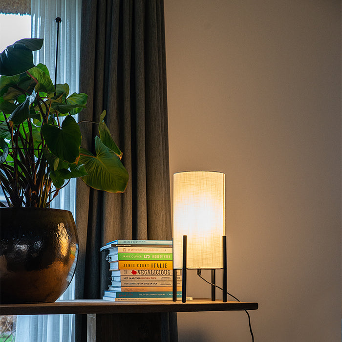 QAZQA Moderne tafellamp zwart met linnen witte kap - Rich