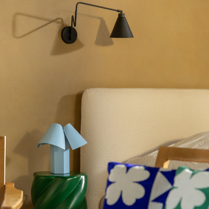 &k amsterdam Beln Tafellamp - Powder Blue