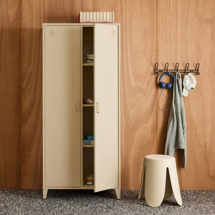 sweeek - Industriële metalen kledingkast 2 deuren, 4 planken, 1