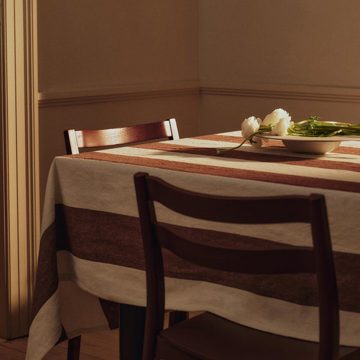 Ferm Living Boda Eetkamerstoel - Red Brown