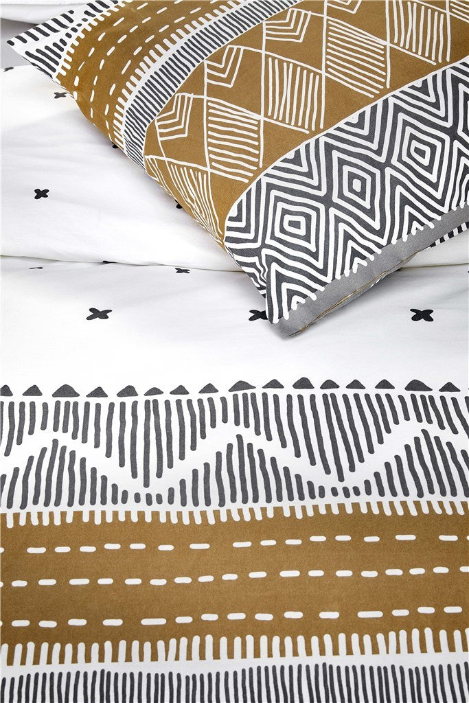 Walra - Dekbedovertrek Ikat Dreams - 240x220 - Wit | Cognac