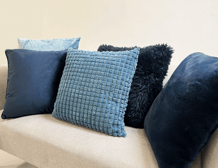 Dutch Decor sierkussen FLUFFY - 45x45 cm Insignia Blue