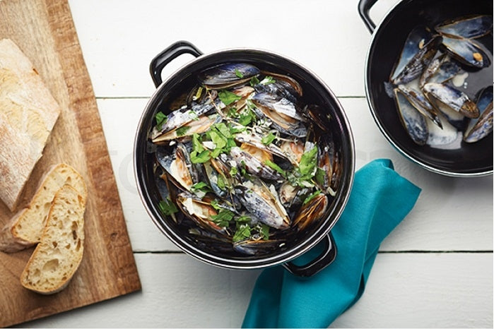 Emaille Mosselpan - Groot, 24cm - KitchenCraft | Mediterranean