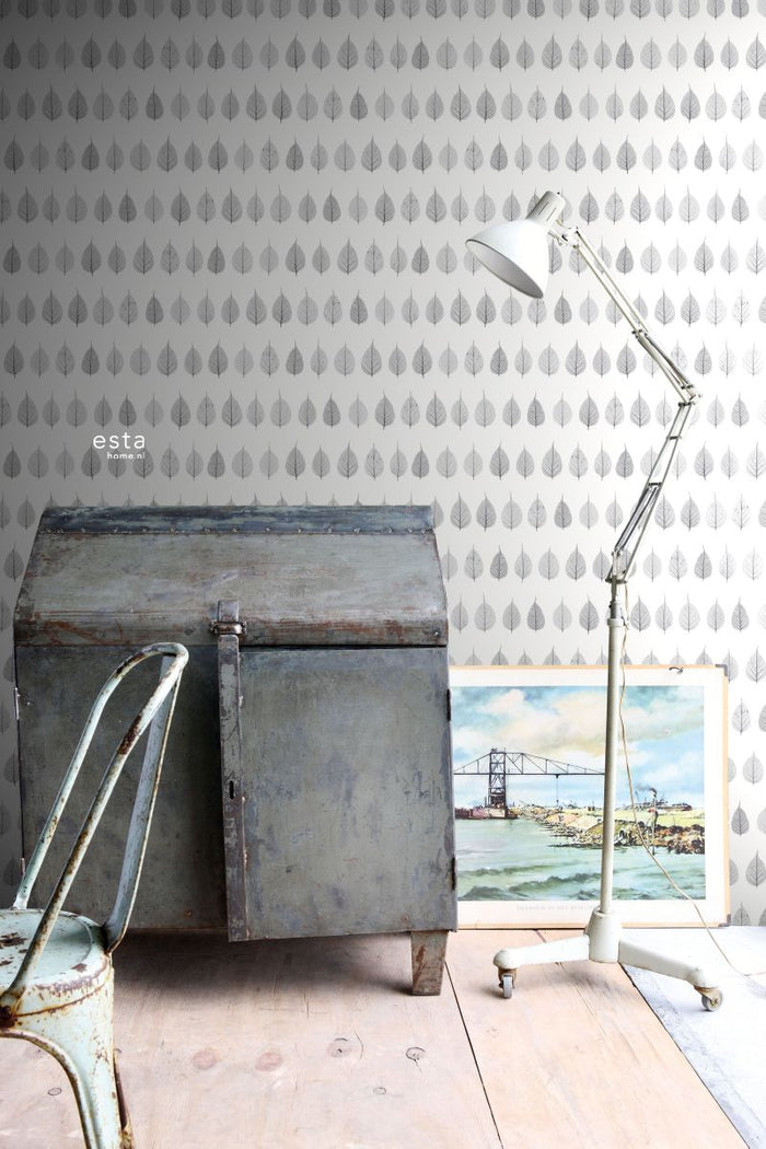 ESTAhome behang skeletbladeren zwart, licht warm grijs en mat wit - 12