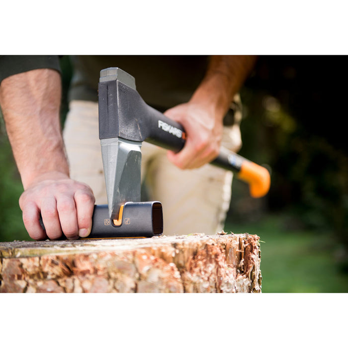 Fiskars Xsharp Bijl- en Messenslijper
