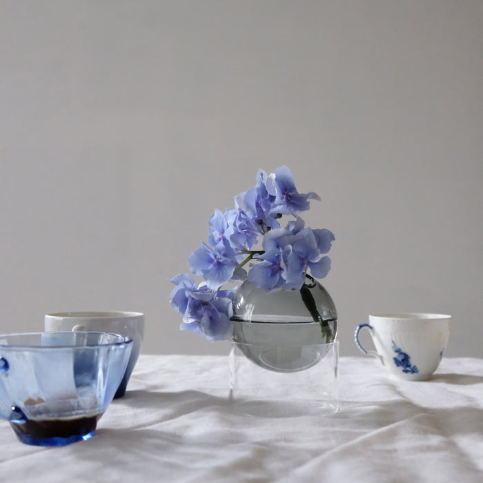 Studio About Standing Flower Bubble Vaas - Smoke