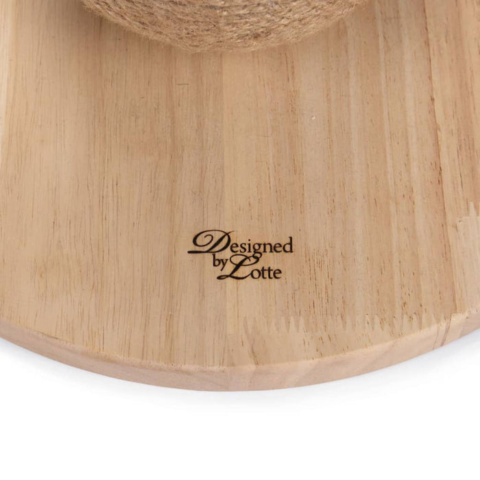 Designed by Lotte Kattenkrabbollen Elio 34x47,5 cm hout