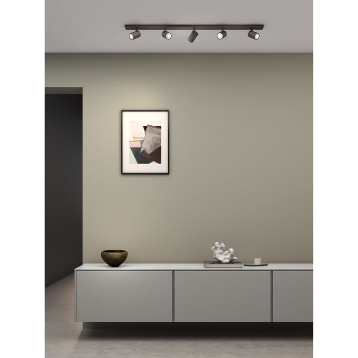 7d382977-f586-4fb5-b9ef-238f22e8a2f3-sfeerbeeld.jpg (2072057) 