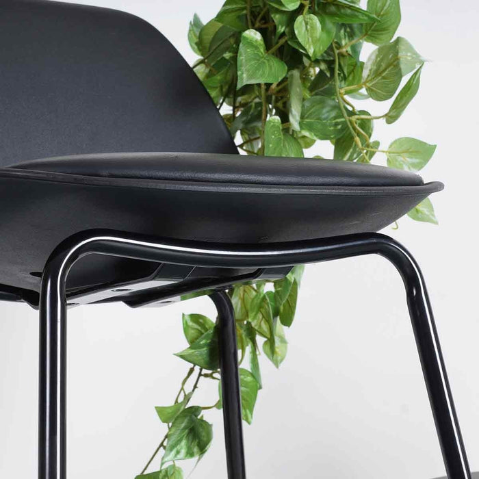 Essence Ferro barkruk zwart - zwart onderstel - 75 cm