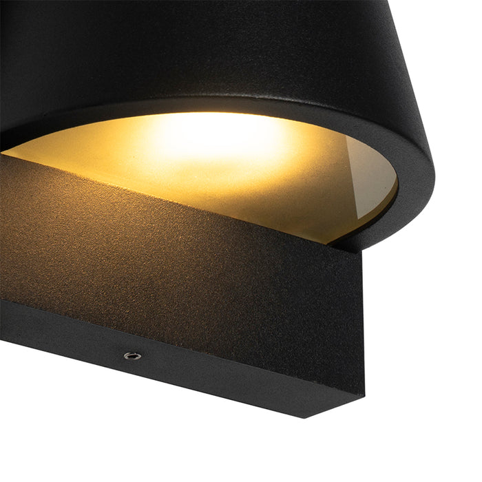 QAZQA Industriële buiten wandlamp zwart IP44 - Femke