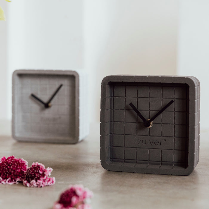 Zuiver Cute Concrete Tafelklok - Antracite