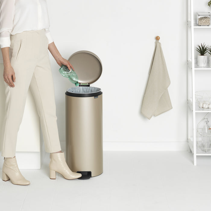Brabantia NewIcon Pedaalemmer 30 L - Metallic Gold