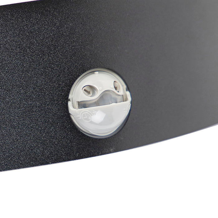 QAZQA Buiten wandlamp zwart IP44 met bewegingssensor - Miro