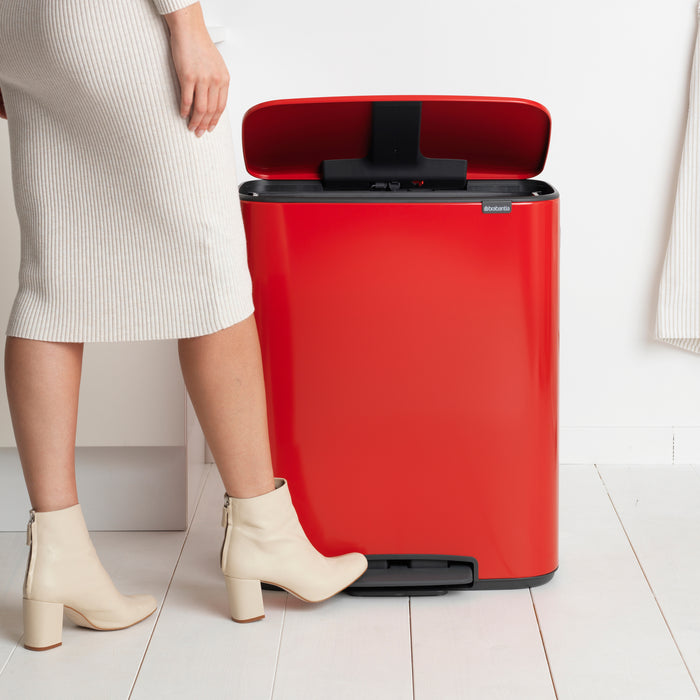 Brabantia Bo Pedaalemmer 60 Liter - Passion Red