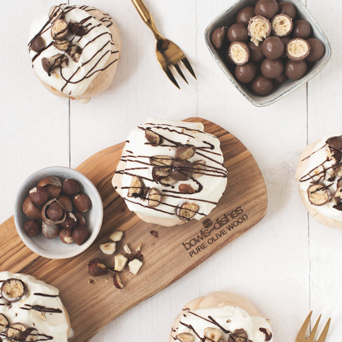 Bowls and Dishes Pure Olive Wood Tapasplank 40 x 45 cm