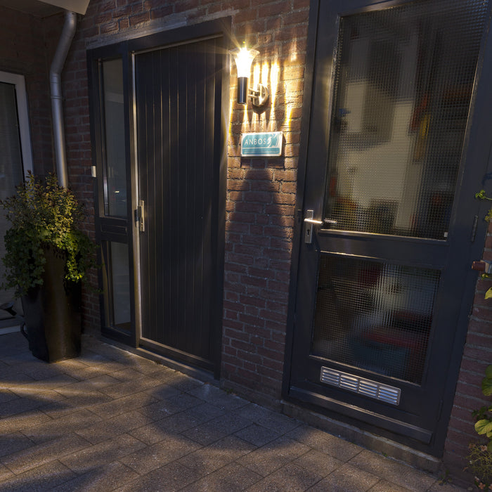 Luxform Solar Reims Wandlamp met schemersensor