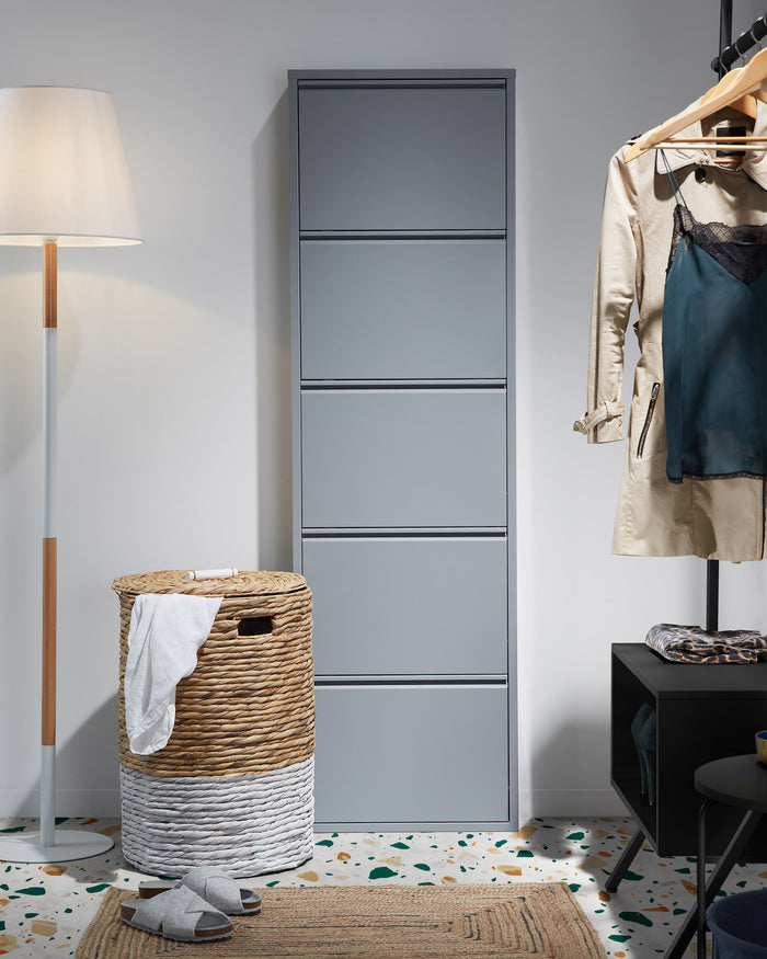 Kave Home - Schoenenrek Ode 50 x 168,5 cm 5 deuren grijs