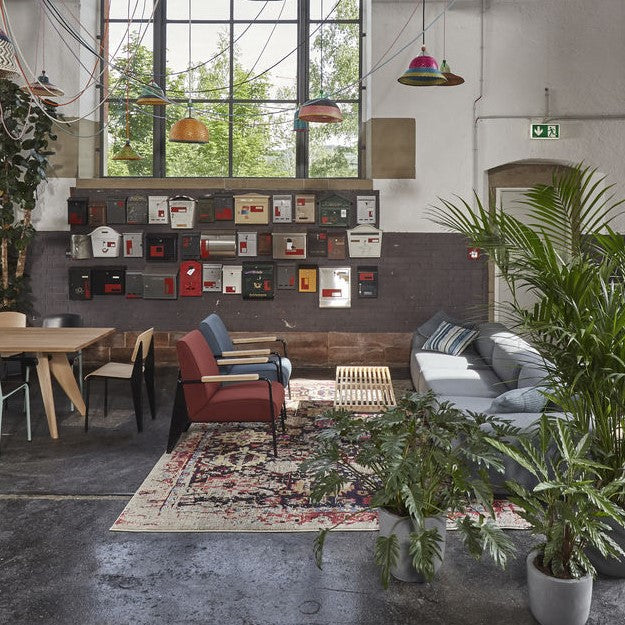 Vitra Nelson Bank