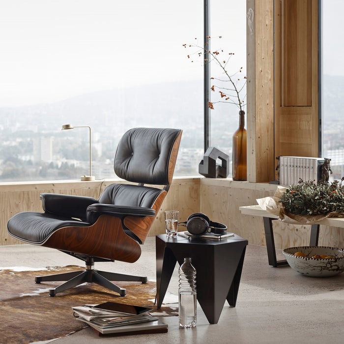 Vitra Nelson Bank