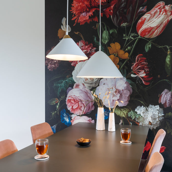 QUVIO Zeshoekige vaas, keramiek - Wit met goud marble look - M