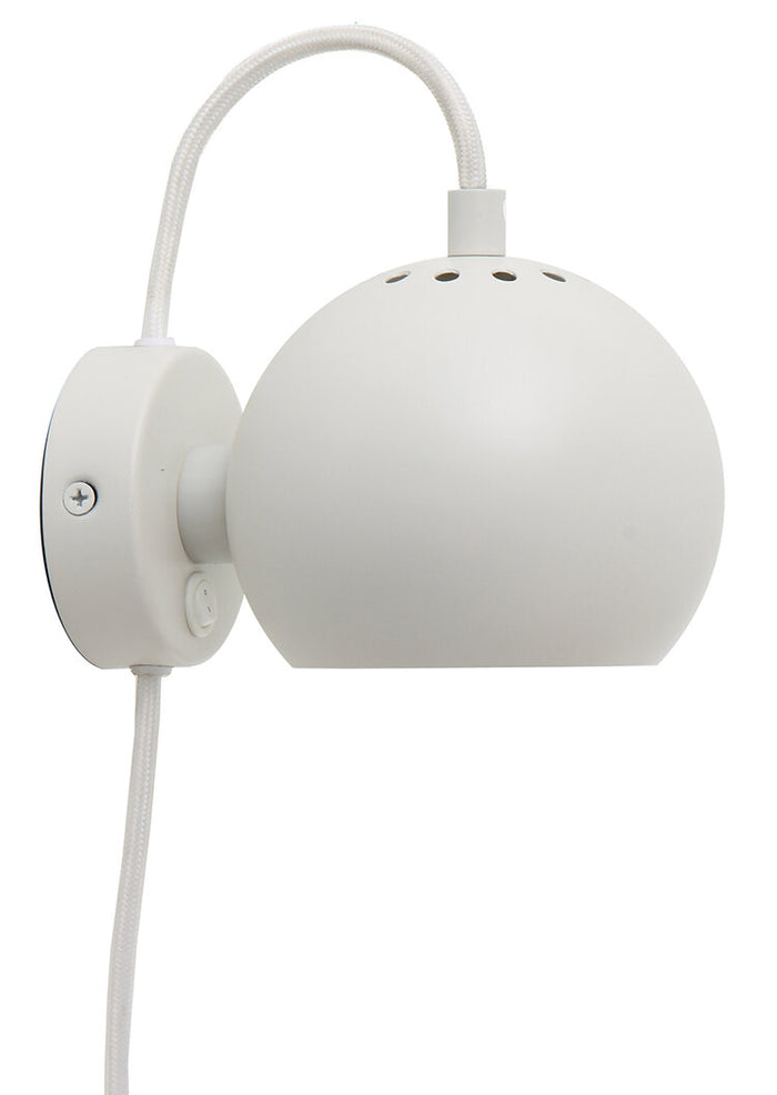Frandsen Ball Magnet Wandlamp