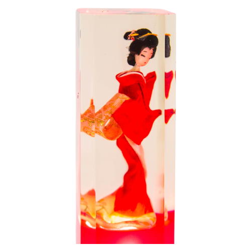 Reliving Japanese Geisha Lamp