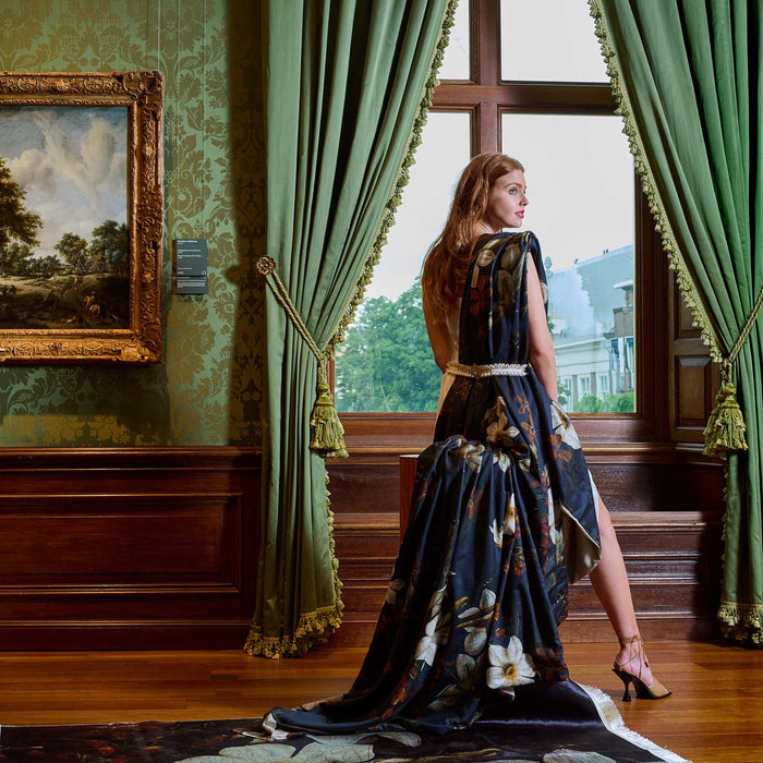 Essenza Daffodils Reunited Vloerkleed 120 x 180 cm - Zwart