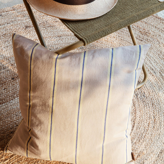 ferm LIVING Grand Sierkussen - Oyster/Lemon/Bright Blue