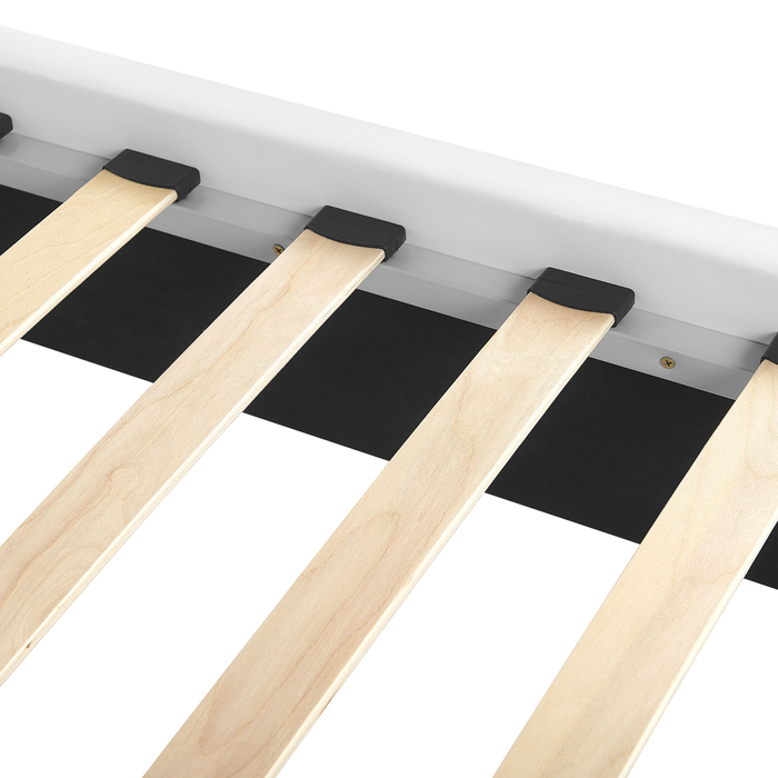 Beliani - METZ - Tweepersoonsbed - Wit - 180 x 200 cm - Kunstleer