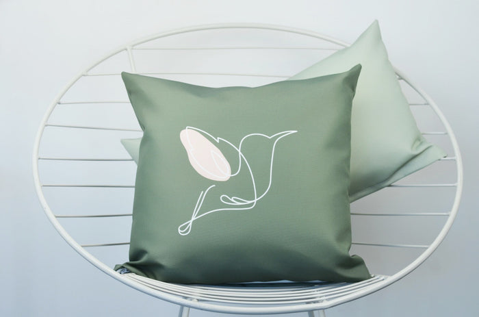 Villa Madelief buitenkussen Vogel lijntekening (40x40cm)