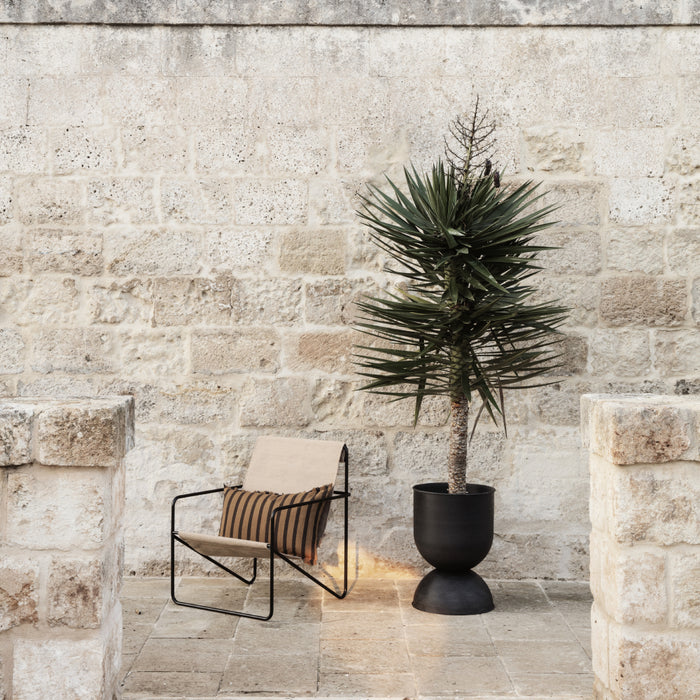 ferm LIVING Hourglass Pot L