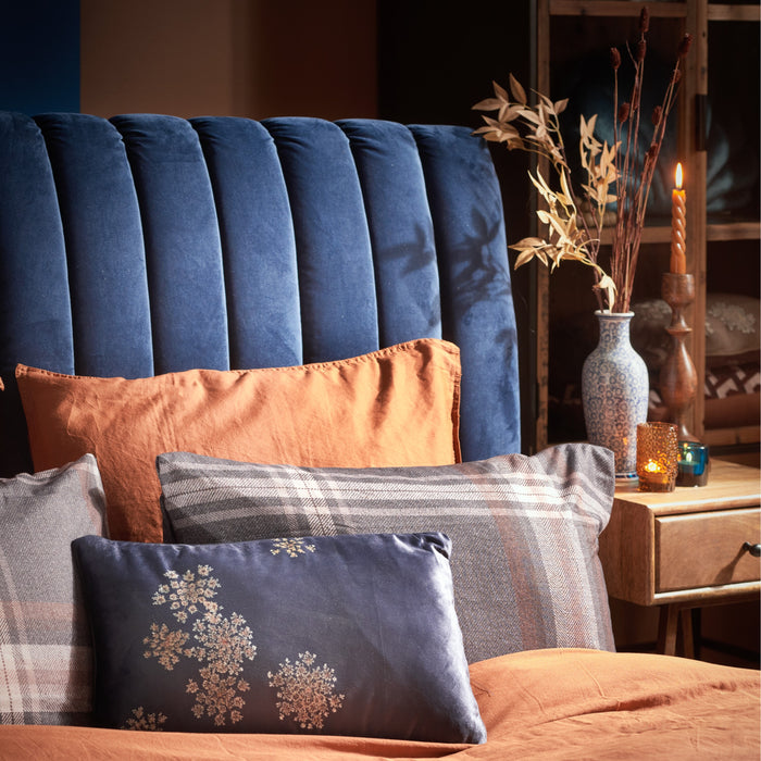 Beliani - MARVILLE - Tweepersoonsbed - Blauw - 160 x 200 cm - Fluweel