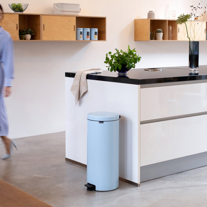 Brabantia NewIcon Pedaalemmer 30 L - Dreamy Blue