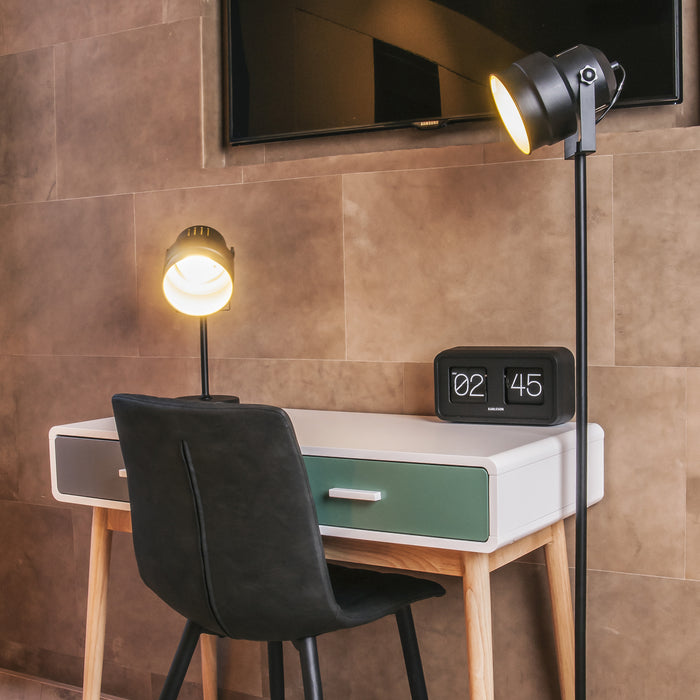 Karlsson Bold Flip Tafelklok 26,5 x 14,5 cm