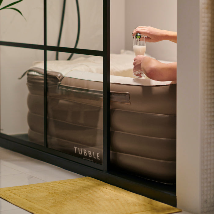 Tubble Royale Airbath - Ambient Taupe - Opblaasbaar bad - jacuzzi