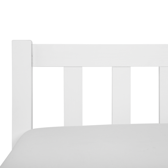 Beliani - FLORAC - Tweepersoonsbed - Wit - 140 x 200 cm - Dennenhout