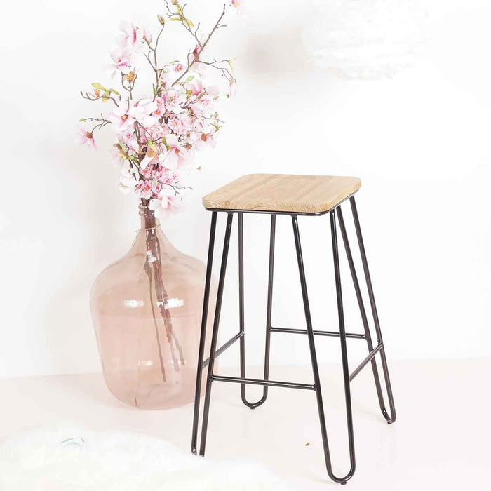 Legend Wire metalen barkruk zwart - met houten zitting - 65 cm