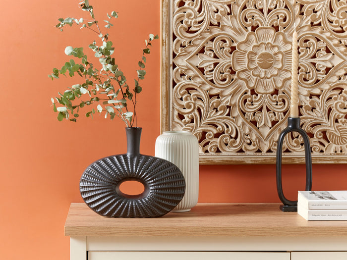 Beliani - ARWAD - Decoratieve vaas - Zwart - Keramiek