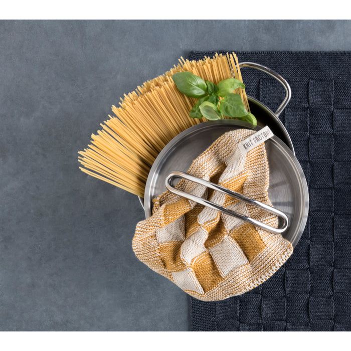 Knit Factory Gebreide Pannenlap Block - Ecru|Med Grey - 23x23 cm