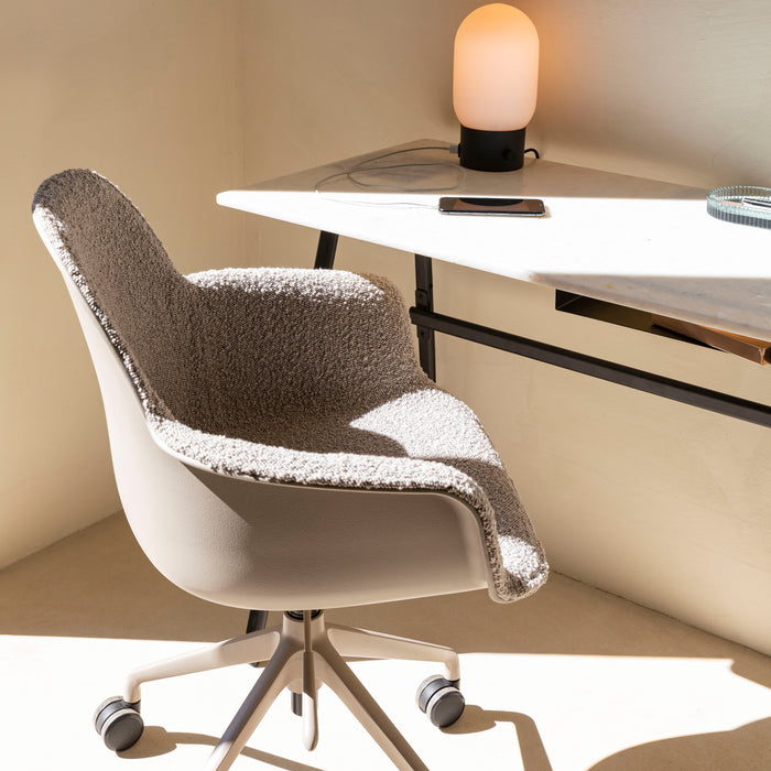 Zuiver Good Plastic Bureau