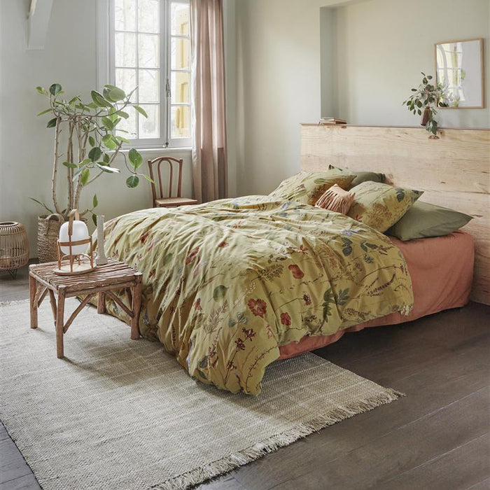 Ariadne at Home Flore Dekbedovertrek 240 x 200/220 cm - Okergeel
