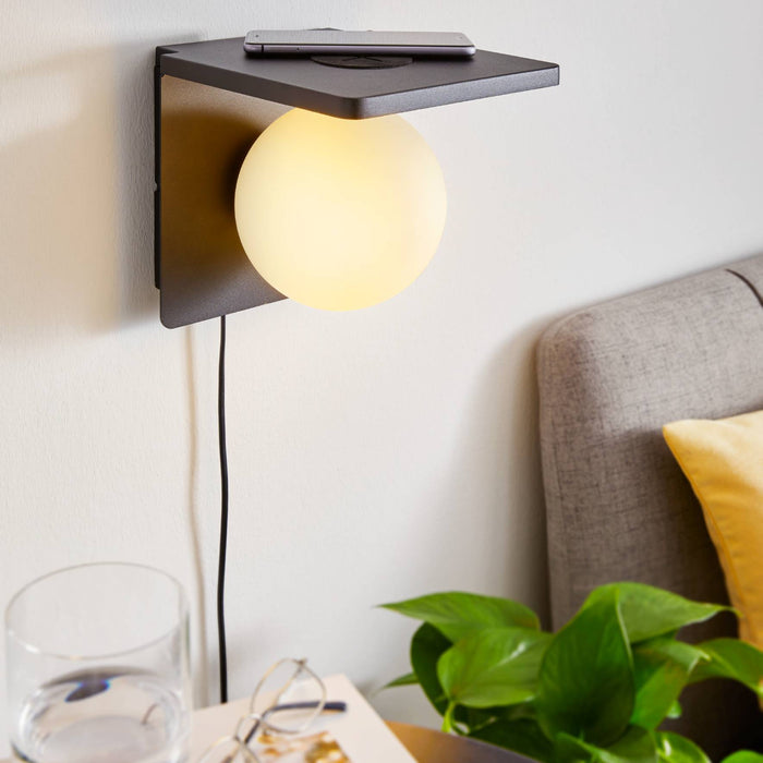 EGLO Ciglie Wandlamp met QI lader - 18 cm. - E14 - Zwart, wit