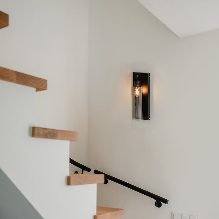 QAZQA Moderne wandlamp zwart met smoke glas - Stavelot