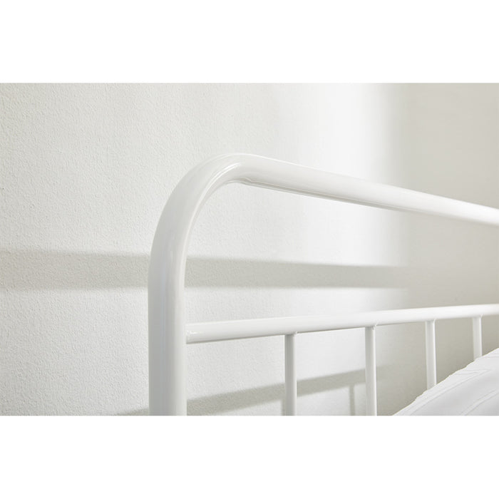 Beter Bed Basic Bed Alex - 120 x 200 cm