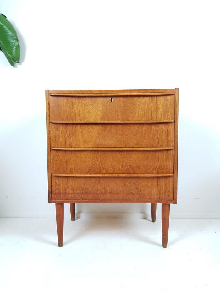 Reliving Vintage Deens Ladekastje Teak Kastje 4 Lades
