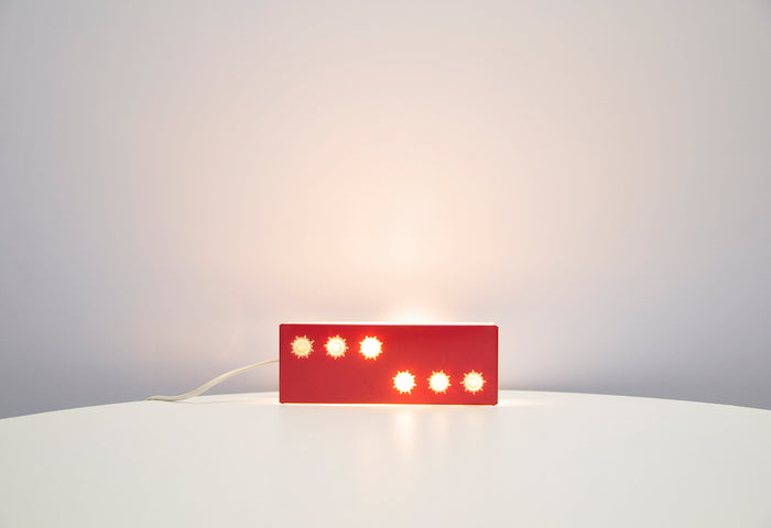 Reliving Paarse Space Age Wandlamp