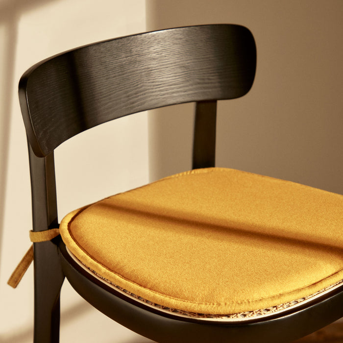 Kave Home - Kussen voor de Romane stoel in mosterdgeel 43 x 43 cm