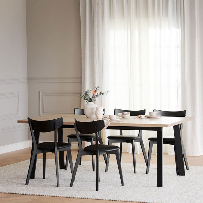 Rowico Home Ami Eikenhouten Eetkamerstoel Zwart - Zwart Zitkussen